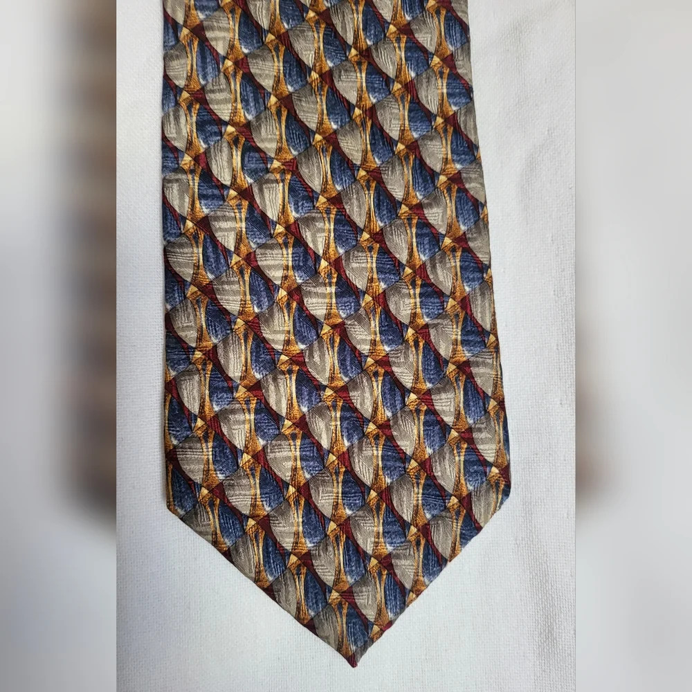 Ferrell Reed Blue Beige‎ Hand Painted 100% Silk Career Tie Vintage